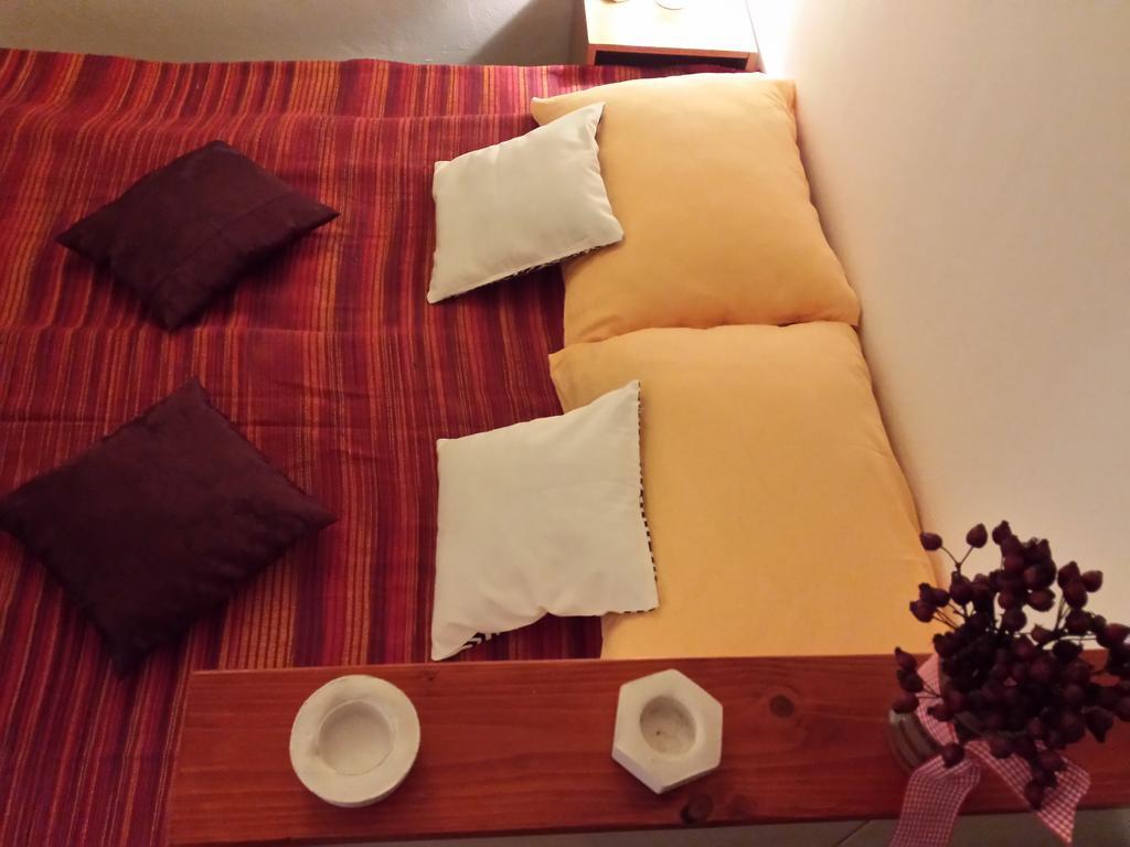 Guesthouse Vila สลูน ห้อง รูปภาพ